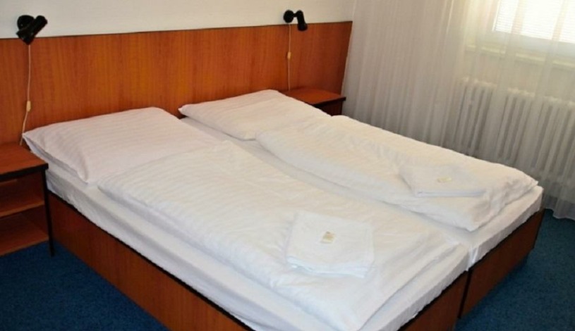 HOTEL MORAVA** Uherské Hradiště